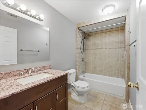 1950 Valley View Boulevard East Wenatchee WA 98802