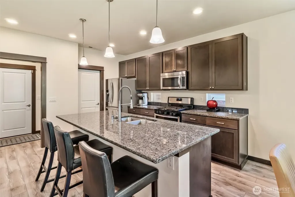 17415 3rd Avenue SE Bothell WA 98012