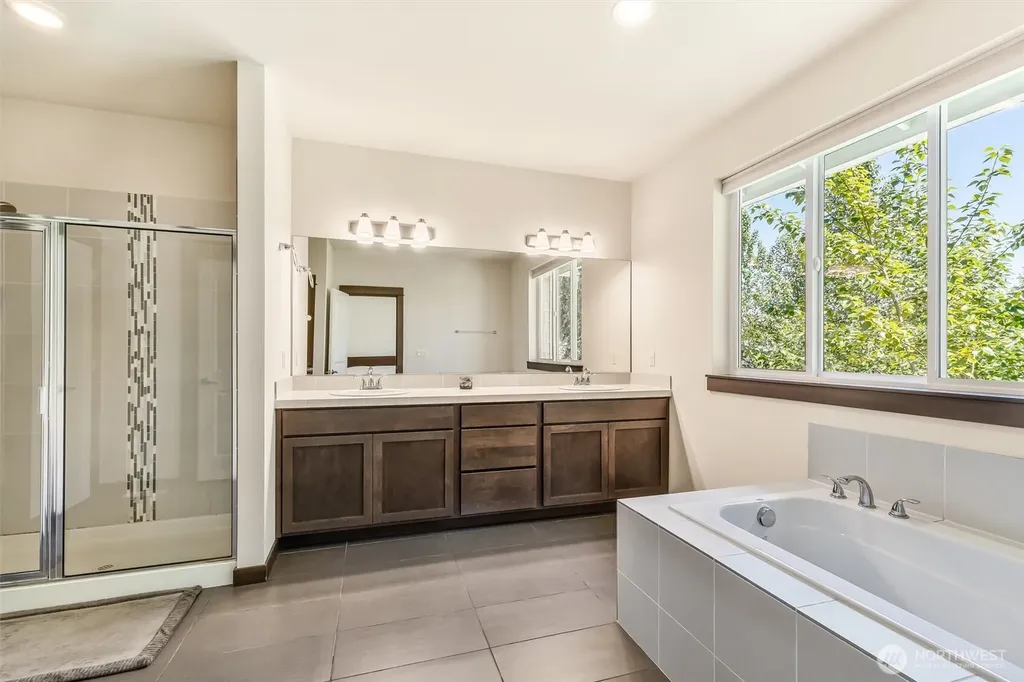 17415 3rd Avenue SE Bothell WA 98012