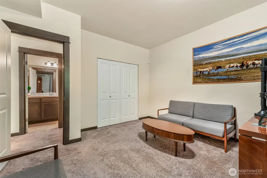 17415 3rd Avenue SE Bothell WA 98012