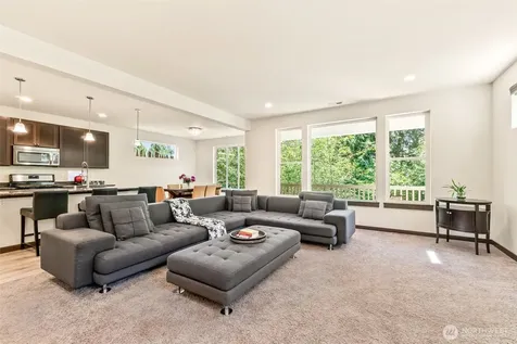 17415 3rd Avenue SE Bothell WA 98012