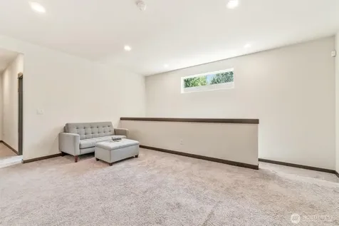 17415 3rd Avenue SE Bothell WA 98012