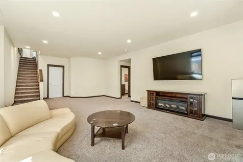 17415 3rd Avenue SE Bothell WA 98012