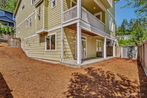 17415 3rd Avenue SE Bothell WA 98012