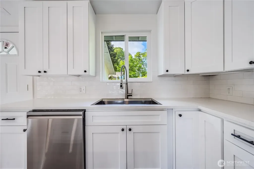 29217 Sandridge Road Ocean Park WA 98640
