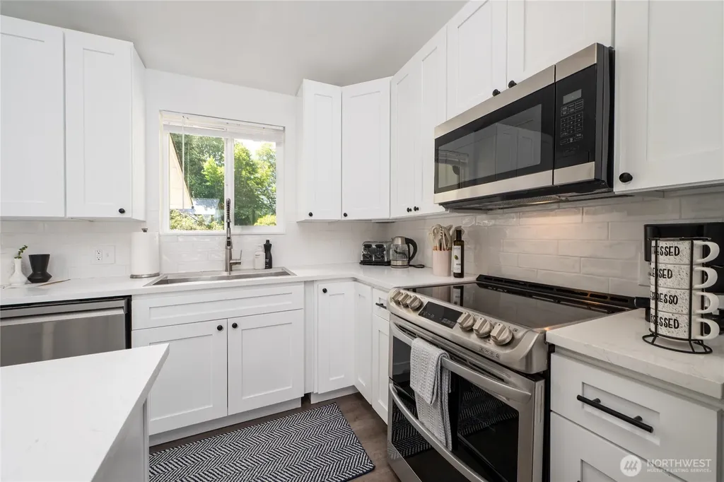 29217 Sandridge Road Ocean Park WA 98640