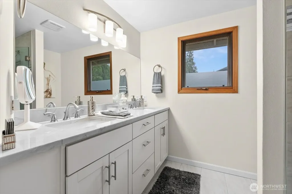 5521 127th Place SE Snohomish WA 98296