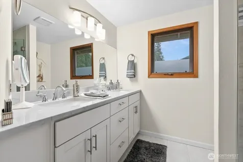 5521 127th Place SE Snohomish WA 98296