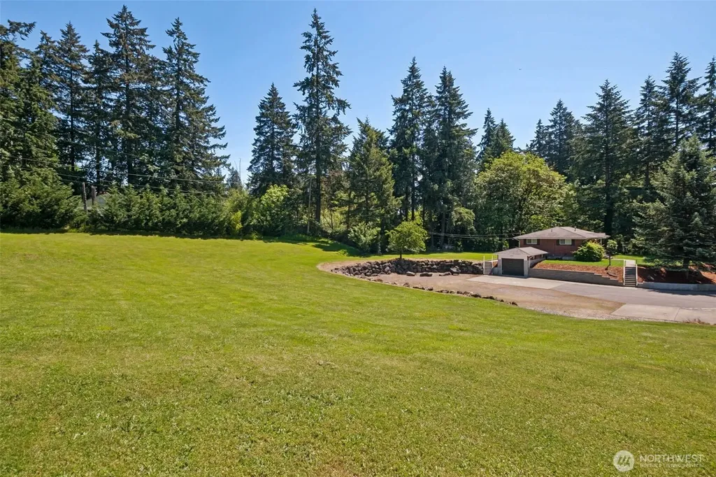 8016 Pacific Highway S Federal Way WA 98003