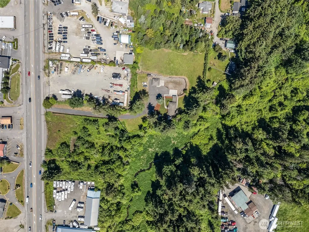 8016 Pacific Highway S Federal Way WA 98003