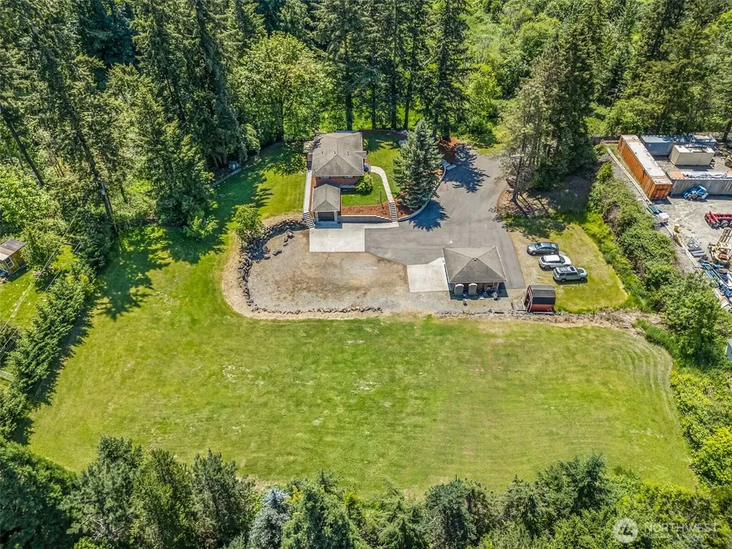 8016 Pacific Highway S Federal Way WA 98003