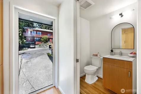 2547 NE 83rd Street Seattle WA 98115
