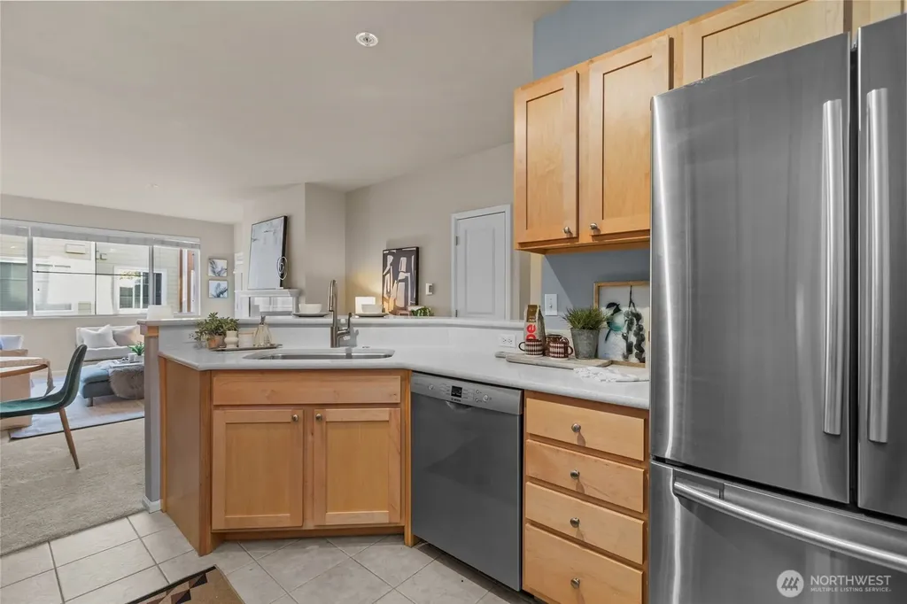 560 225th Lane NE Sammamish WA 98074