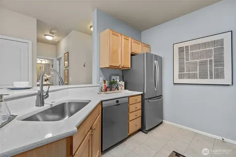 560 225th Lane NE Sammamish WA 98074