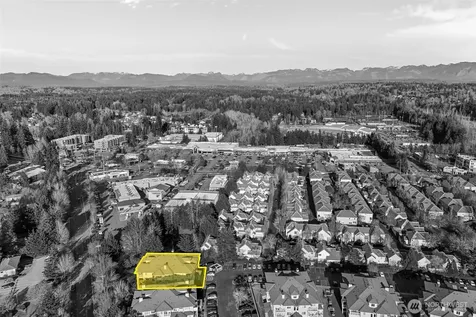 560 225th Lane NE Sammamish WA 98074