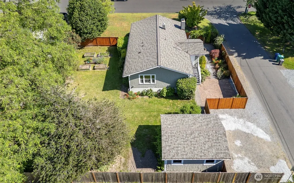 1716 E Main Street Auburn WA 98002