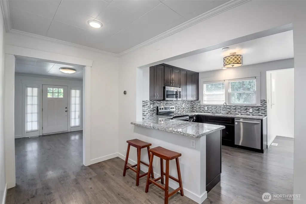 1716 E Main Street Auburn WA 98002