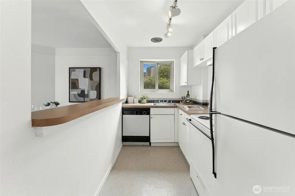 1400 Hubbell Place Seattle WA 98101