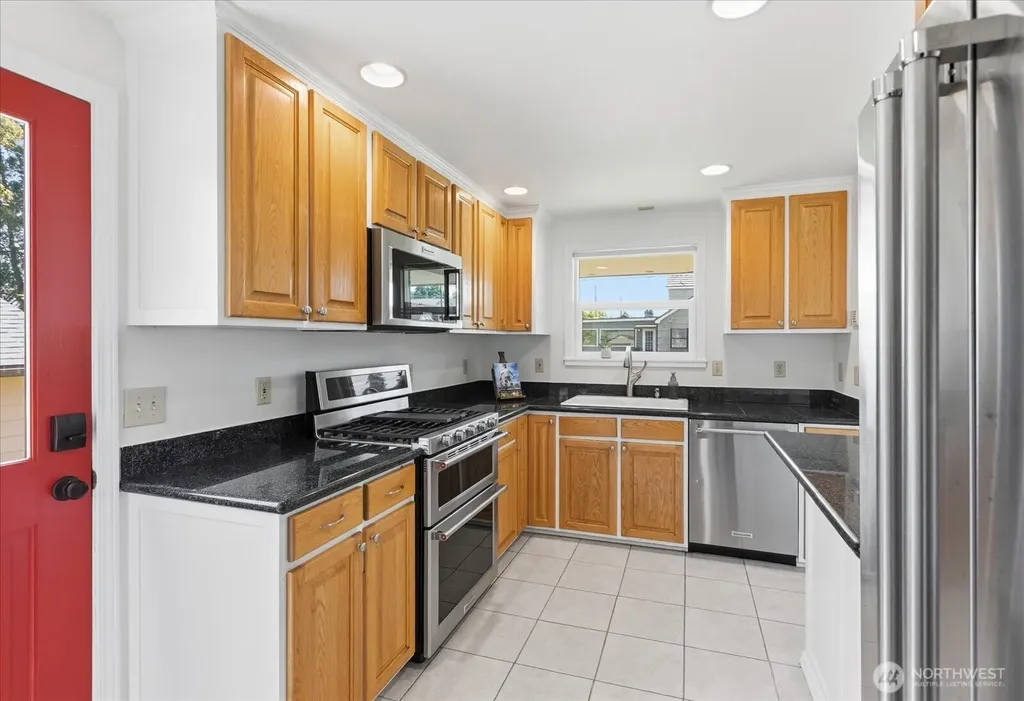 3514 SW Manning Street Seattle WA 98126