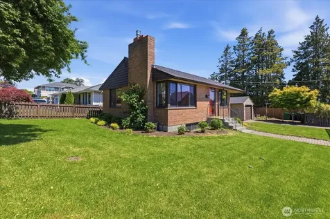 3514 SW Manning Street Seattle WA 98126