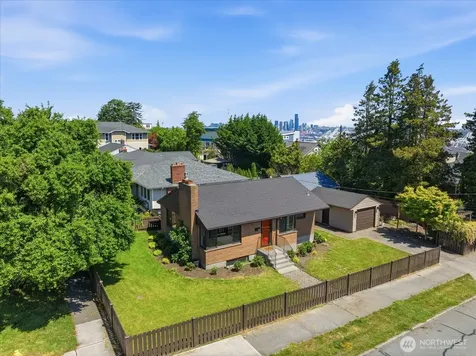 3514 SW Manning Street Seattle WA 98126