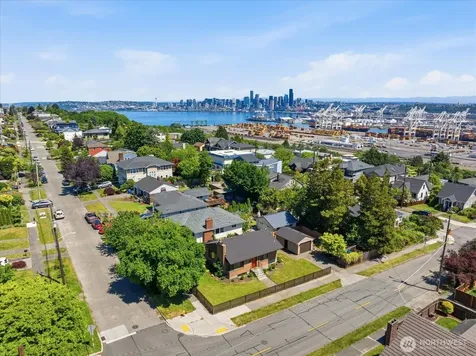 3514 SW Manning Street Seattle WA 98126