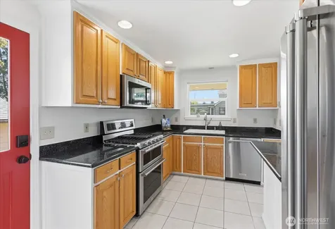 3514 SW Manning Street Seattle WA 98126