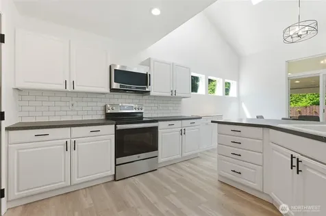 3419 Lynn Ct. NE Lacey WA 98516