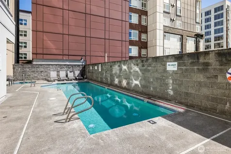 10045 NE 1st Street Bellevue WA 98004
