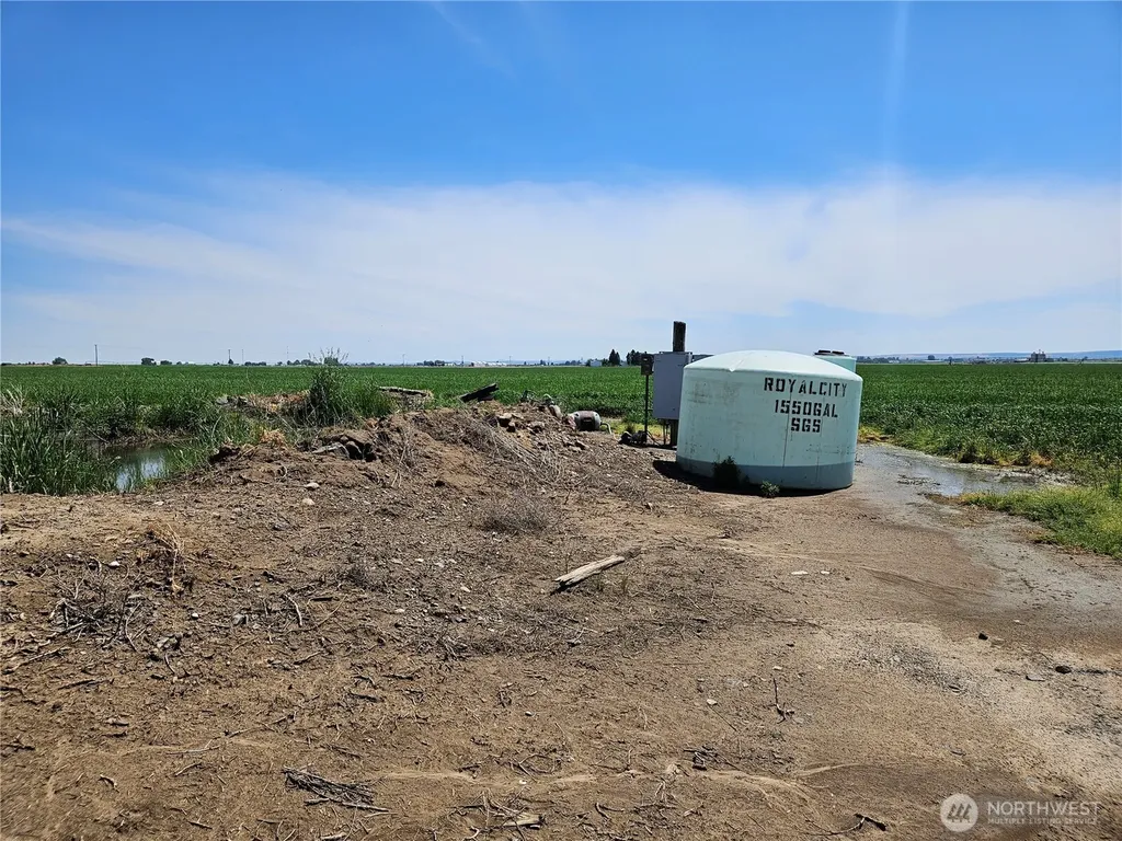 314184000 Highway 281 Quincy WA 98848