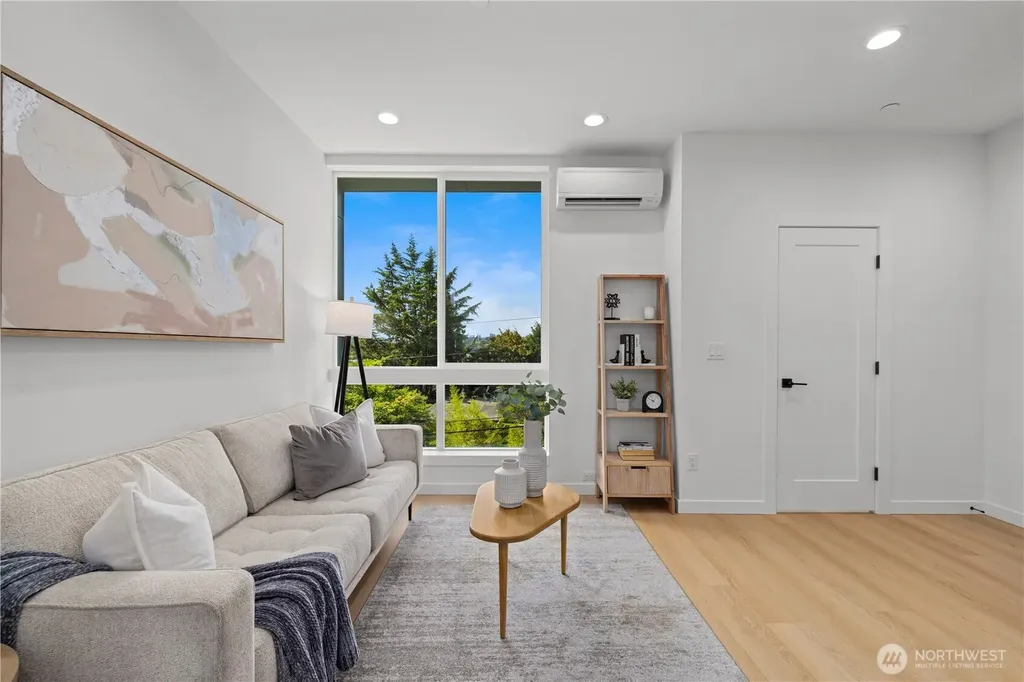 3850 Carr Place N Seattle WA 98103