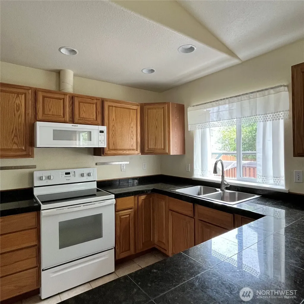 117 Bufflehead Street SW Ocean Shores WA 98569