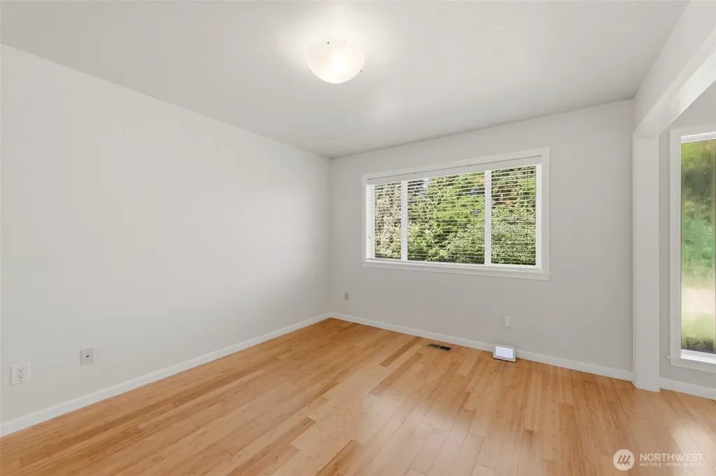 1312 Adams Street Steilacoom WA 98388