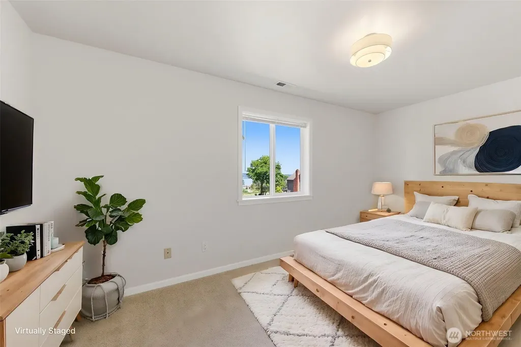 1312 Adams Street Steilacoom WA 98388