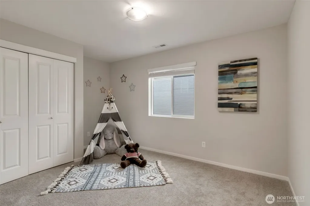 8203 17th Street SE Lake Stevens WA 98258