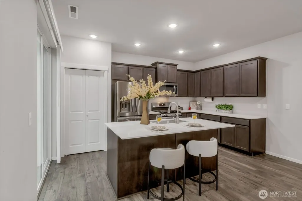 8203 17th Street SE Lake Stevens WA 98258