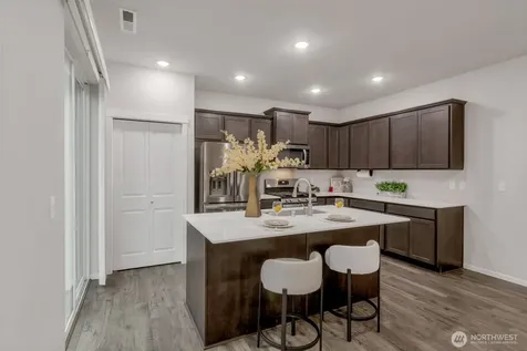 8203 17th Street SE Lake Stevens WA 98258