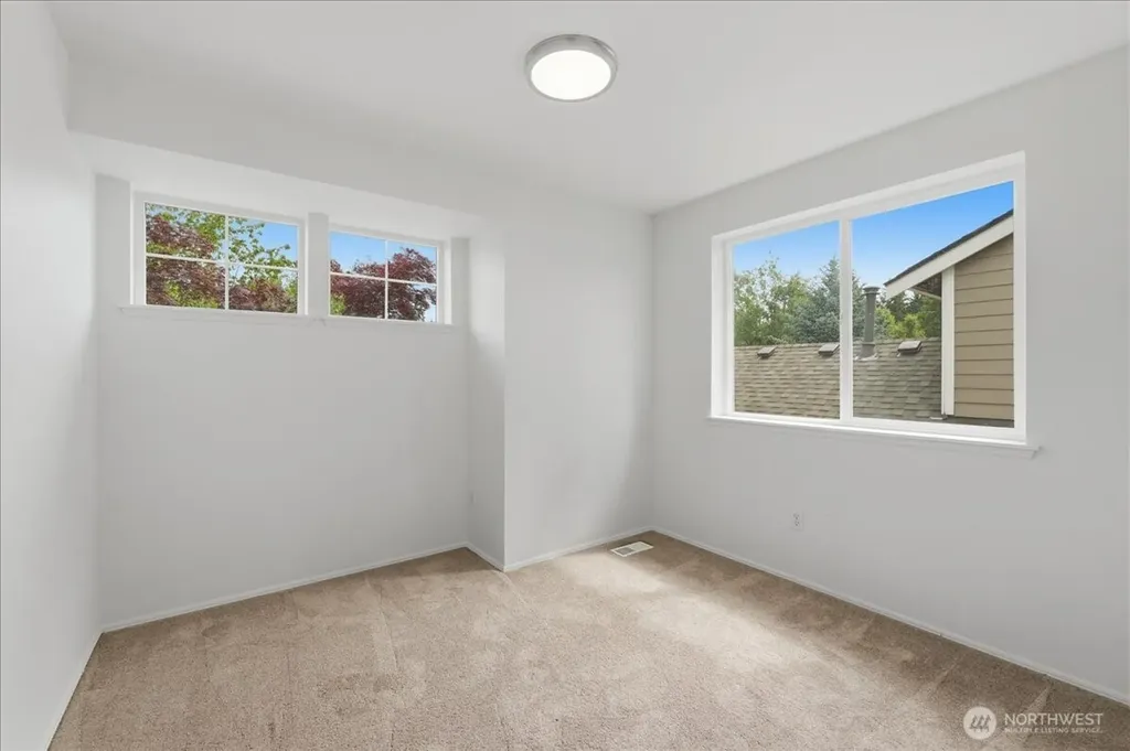 8228 184th Street Ct E Puyallup WA 98375
