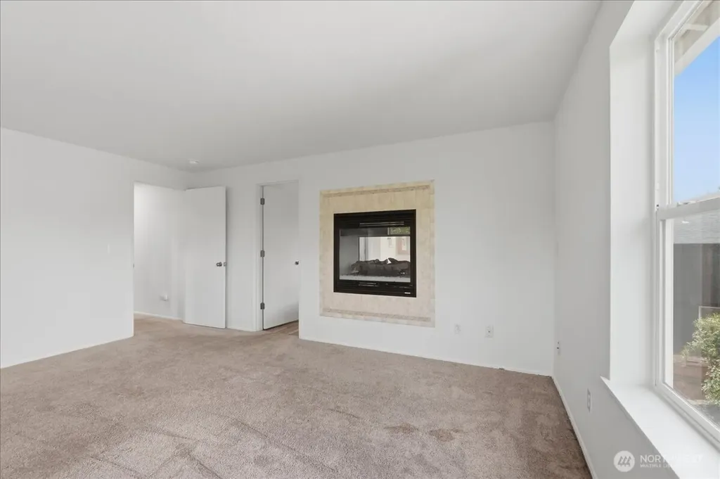 8228 184th Street Ct E Puyallup WA 98375