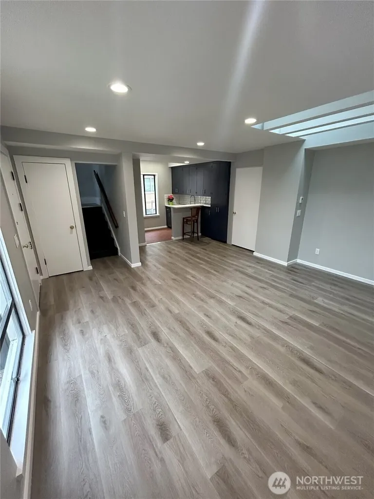 417 Minor Avenue N Seattle WA 98109