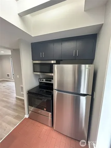 417 Minor Avenue N Seattle WA 98109