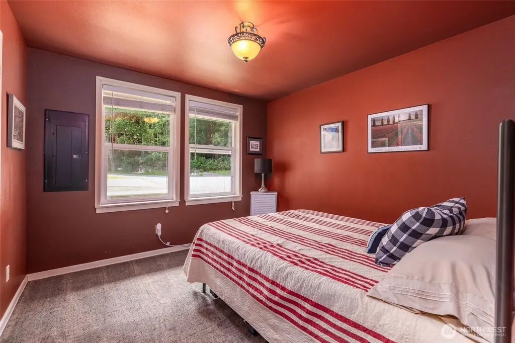 18202 W Big Lake Boulevard Mount Vernon WA 98274