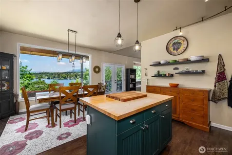 18202 W Big Lake Boulevard Mount Vernon WA 98274