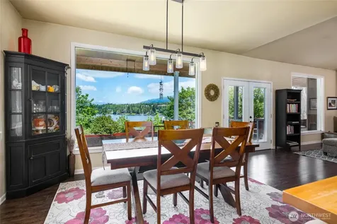 18202 W Big Lake Boulevard Mount Vernon WA 98274