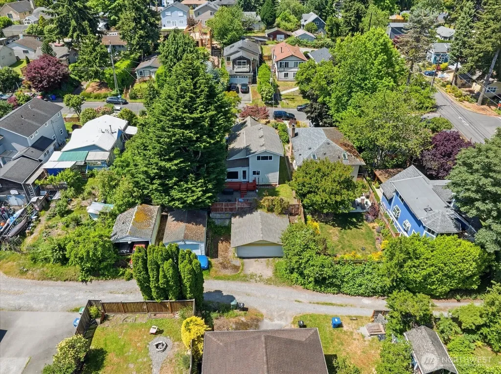 9046 7th Avenue NW Seattle WA 98117