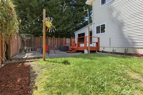 9046 7th Avenue NW Seattle WA 98117
