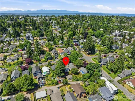 9046 7th Avenue NW Seattle WA 98117