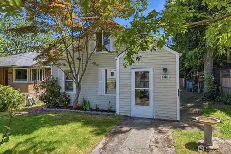 9046 7th Avenue NW Seattle WA 98117