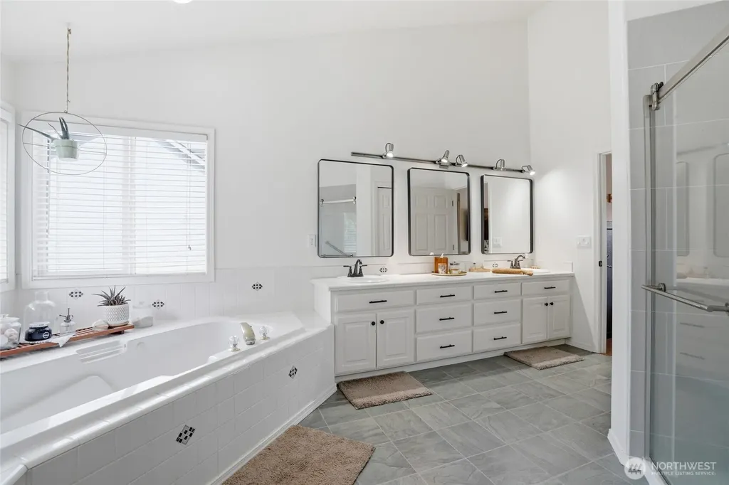 2511 NW 116th Street Vancouver WA 98685