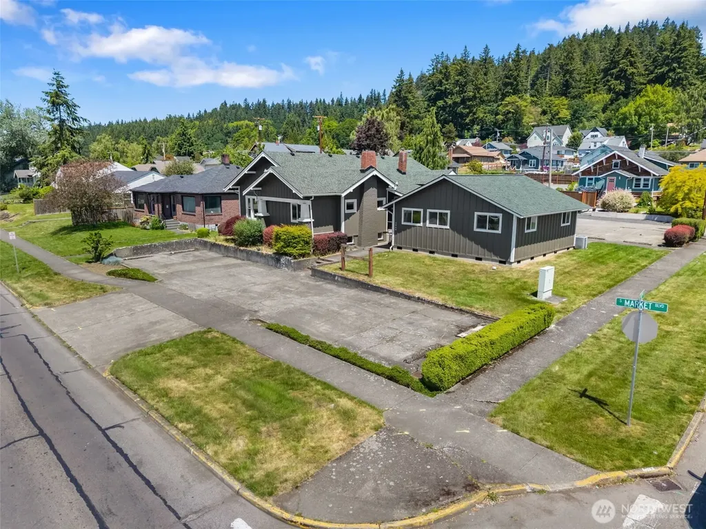 1068 S Market Boulevard Chehalis WA 98532